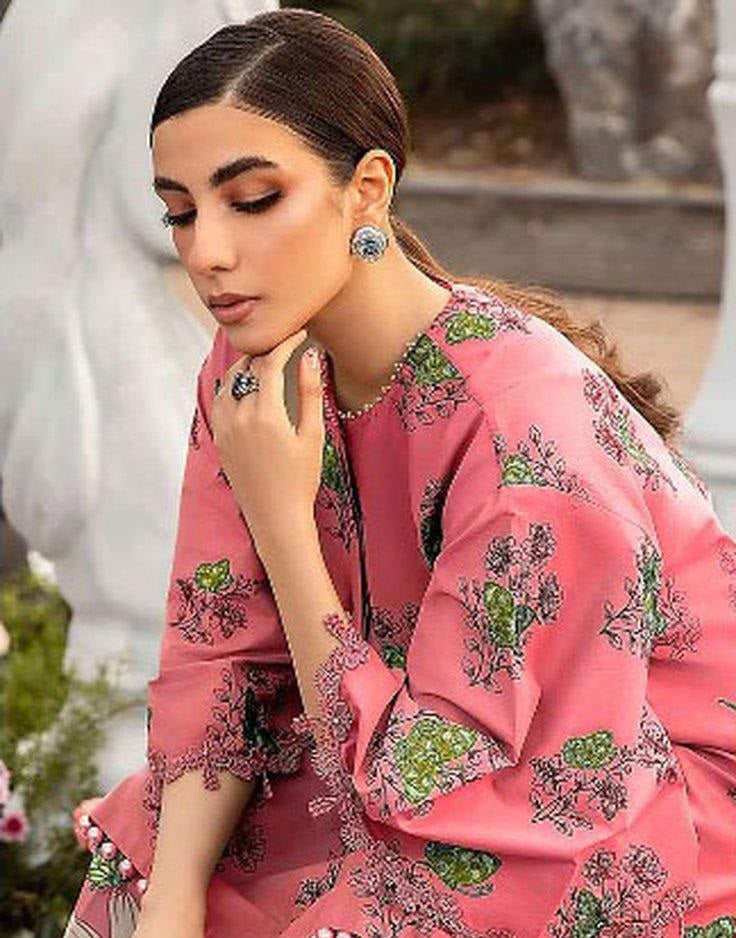 3 Pcs Women's Unstitched Lawn Printed Suit